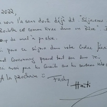 Les Perouilles - La Roulotte Climatisee Avec Jacuzzi De Josepha * Puymiclan