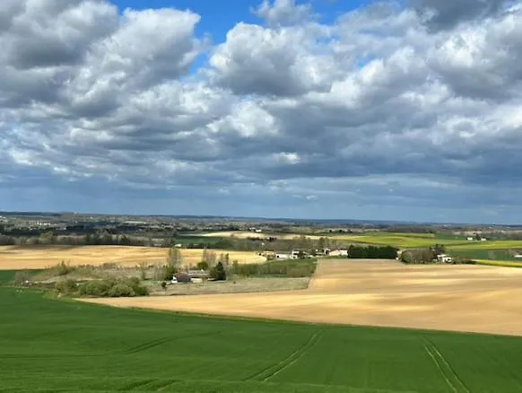 Κατάλυμα σε φάρμα Les Perouilles - La Roulotte Climatisee Avec Jacuzzi De Josepha *